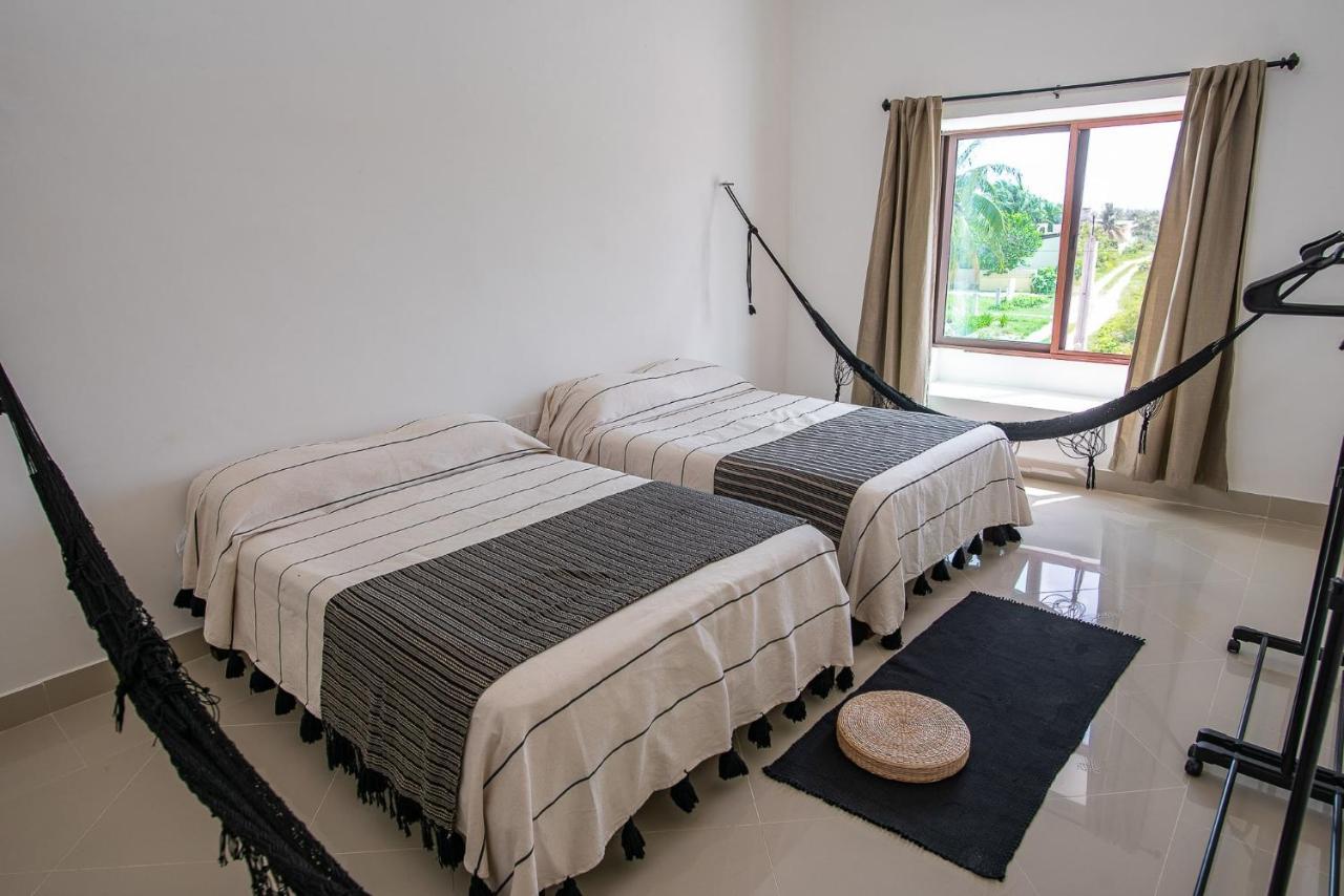 97982 New Modern Villa, Private Pool, High Internet Speed, 2 Blocks From The Beach Chicxulub Exterior photo